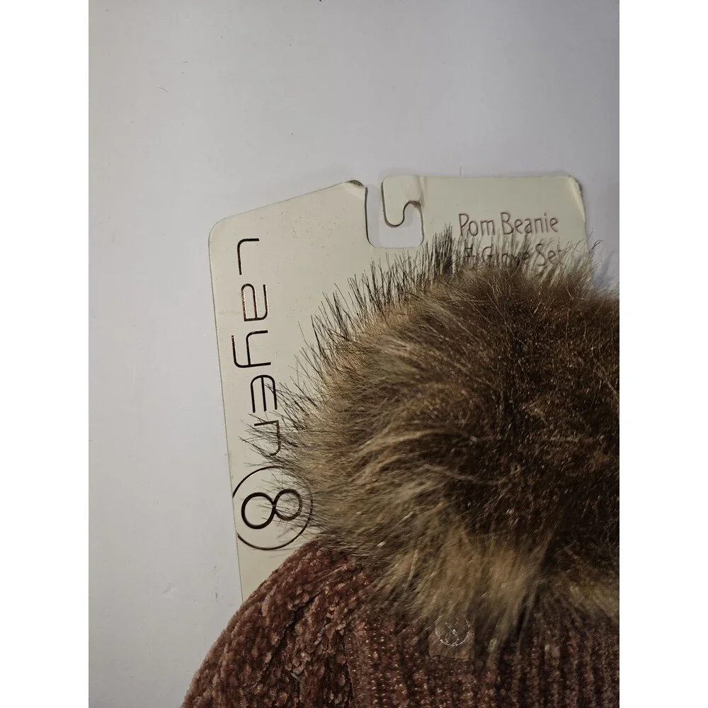 Layer 8 Chenille Knit Pom Beanie Hat and Glove Set Rust New!